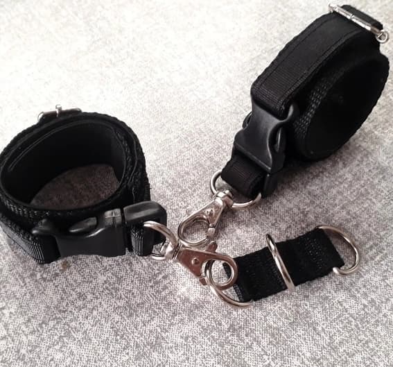 2 Esposas + 1 Conector